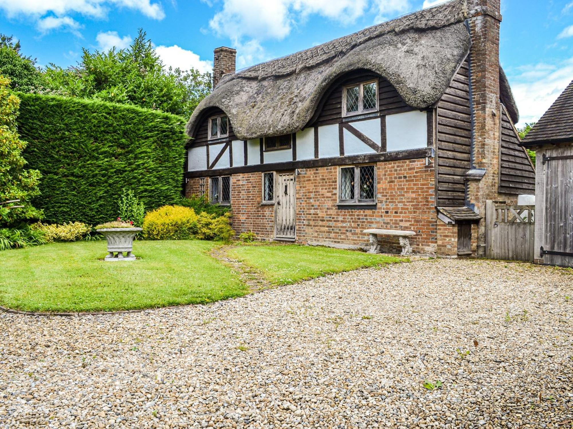 The Old Thatched Cottage เทนเทอร์เดน ภายนอก รูปภาพ